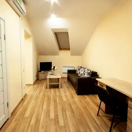 Wonderful Flat On Center アパート *